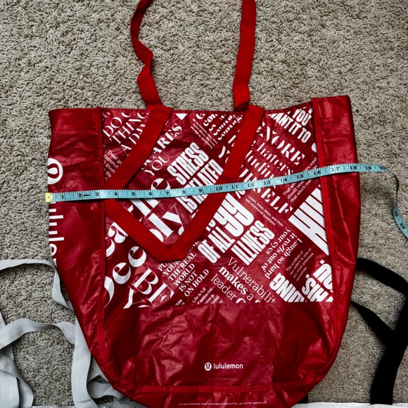 Large Lululemon Tote Bag Bundle Reusable Bags Black Red White - Picture 5 of 5